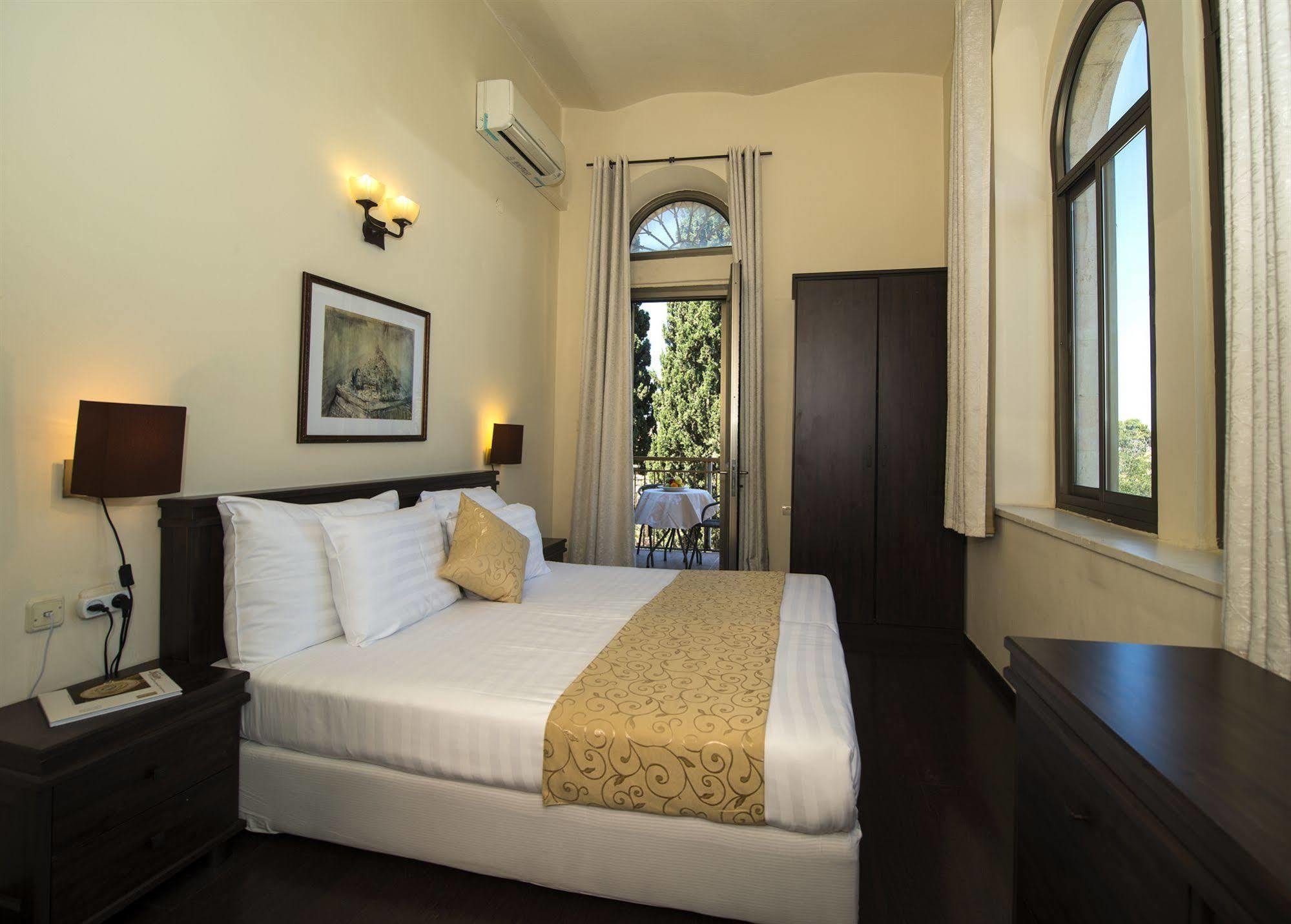 The Little House In Bakah Hotel Ierusalim Exterior foto