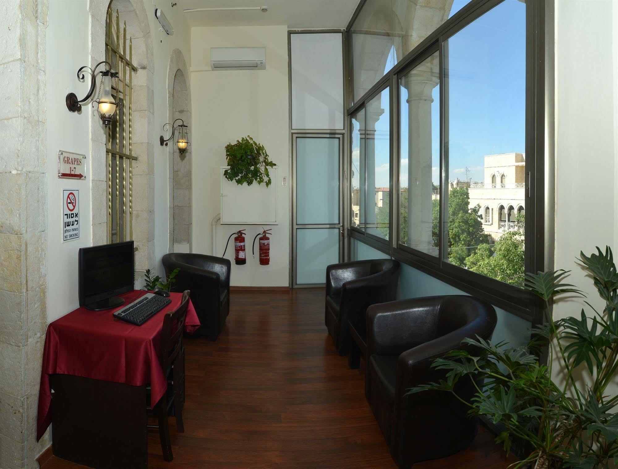 The Little House In Bakah Hotel Ierusalim Exterior foto