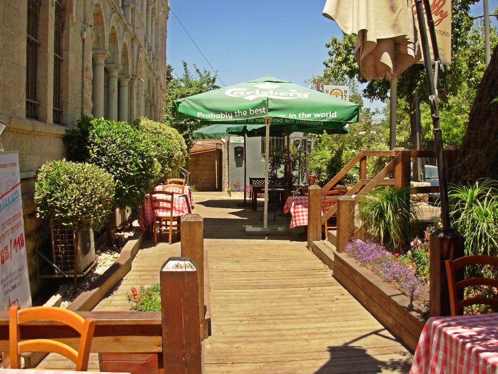 The Little House In Bakah Hotel Ierusalim Exterior foto
